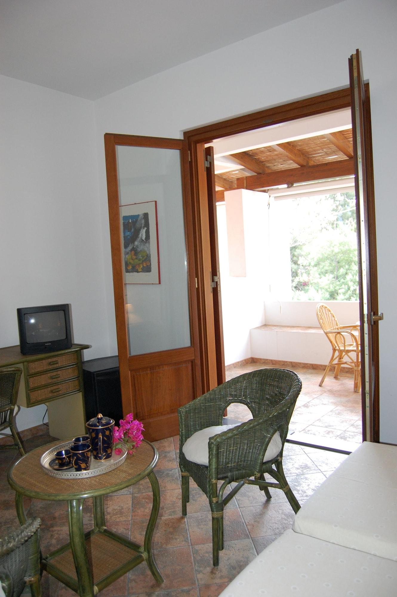 Residence Hotel Baia Portinenti Lipari  Eksteriør bilde