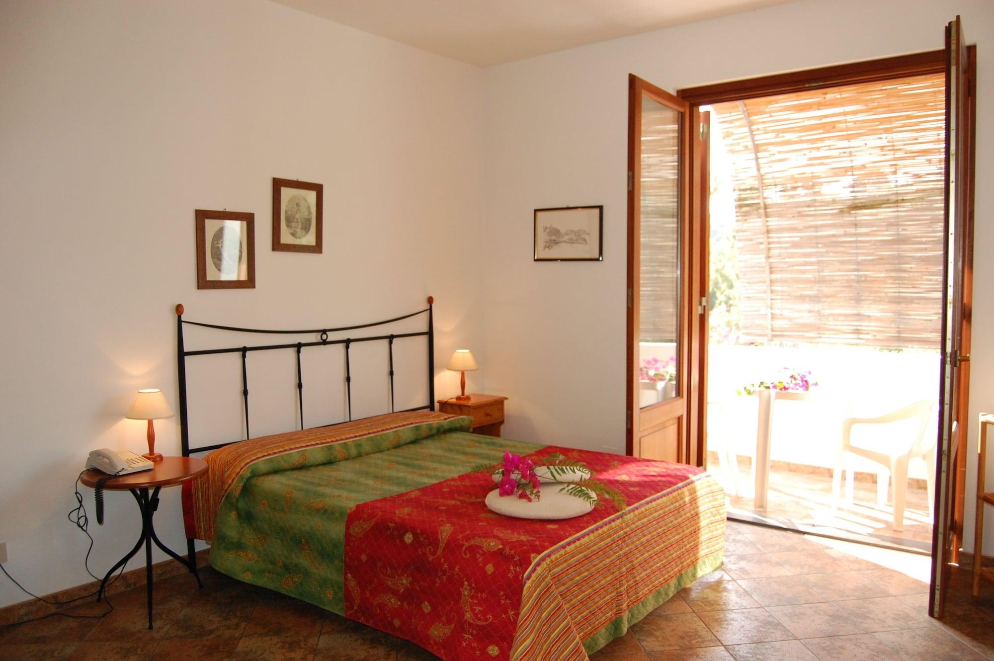 Residence Hotel Baia Portinenti Lipari  Eksteriør bilde