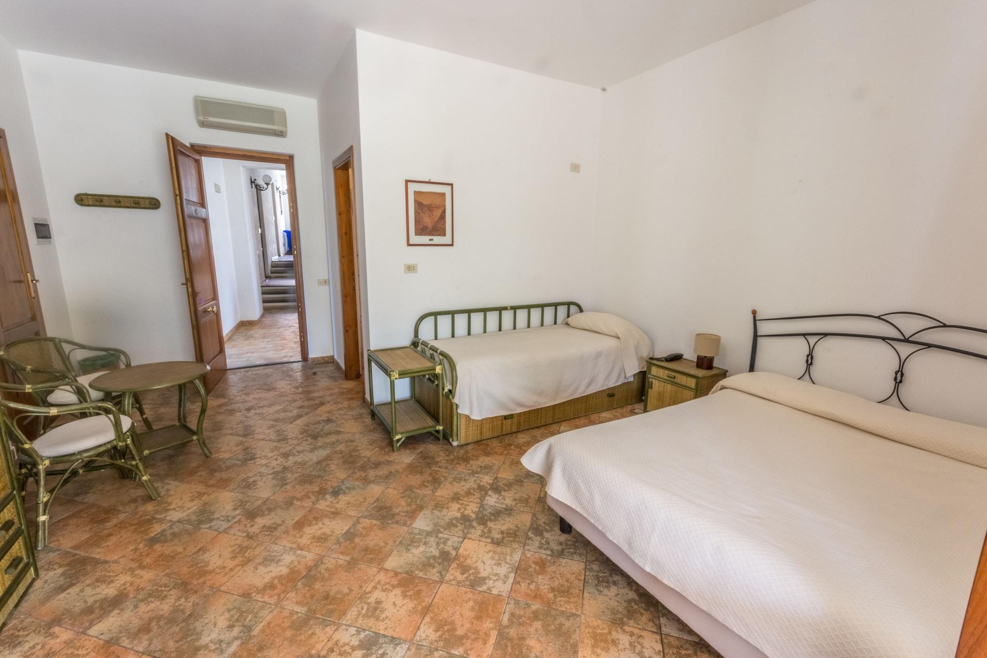 Residence Hotel Baia Portinenti Lipari  Eksteriør bilde