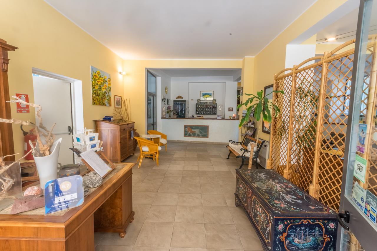 Residence Hotel Baia Portinenti Lipari  Eksteriør bilde