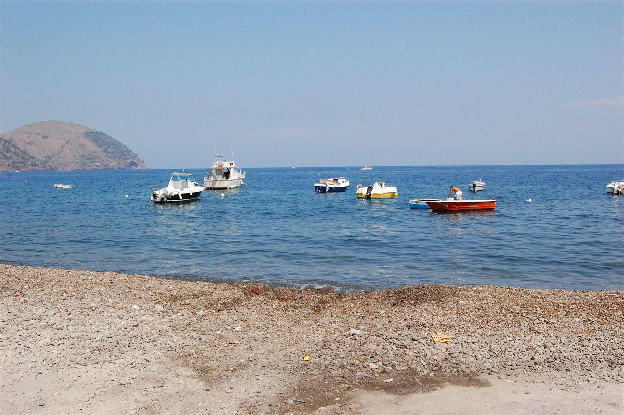 Residence Hotel Baia Portinenti Lipari  Eksteriør bilde