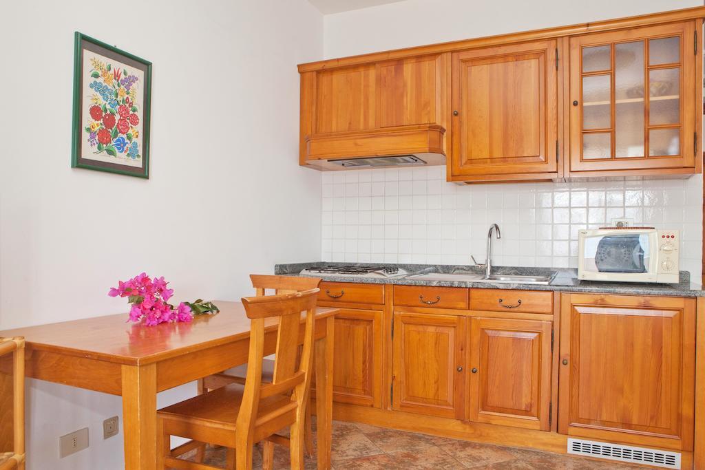 Residence Hotel Baia Portinenti Lipari  Eksteriør bilde